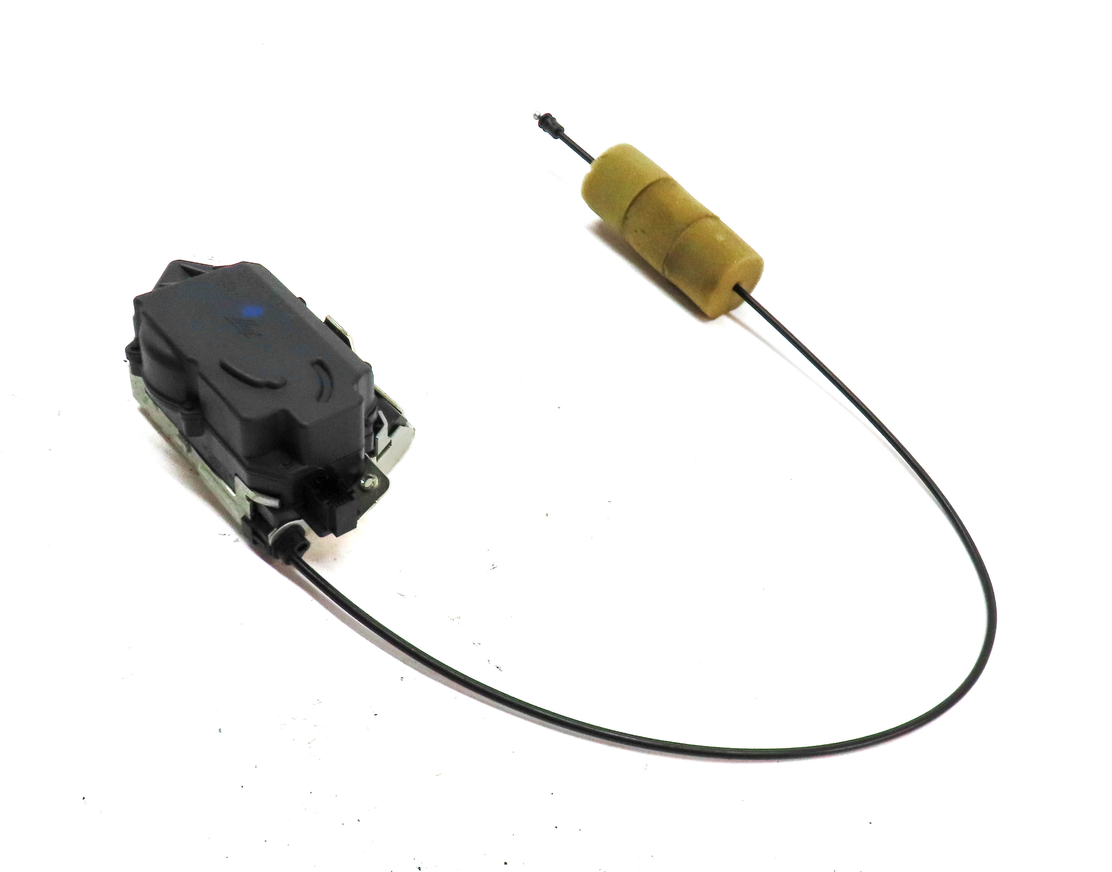 2007 MERCEDES ML320 (W164) REAR TRUNK HATCH LID LOCK LATCH ACTUATOR w/CABLE — exact item pictured